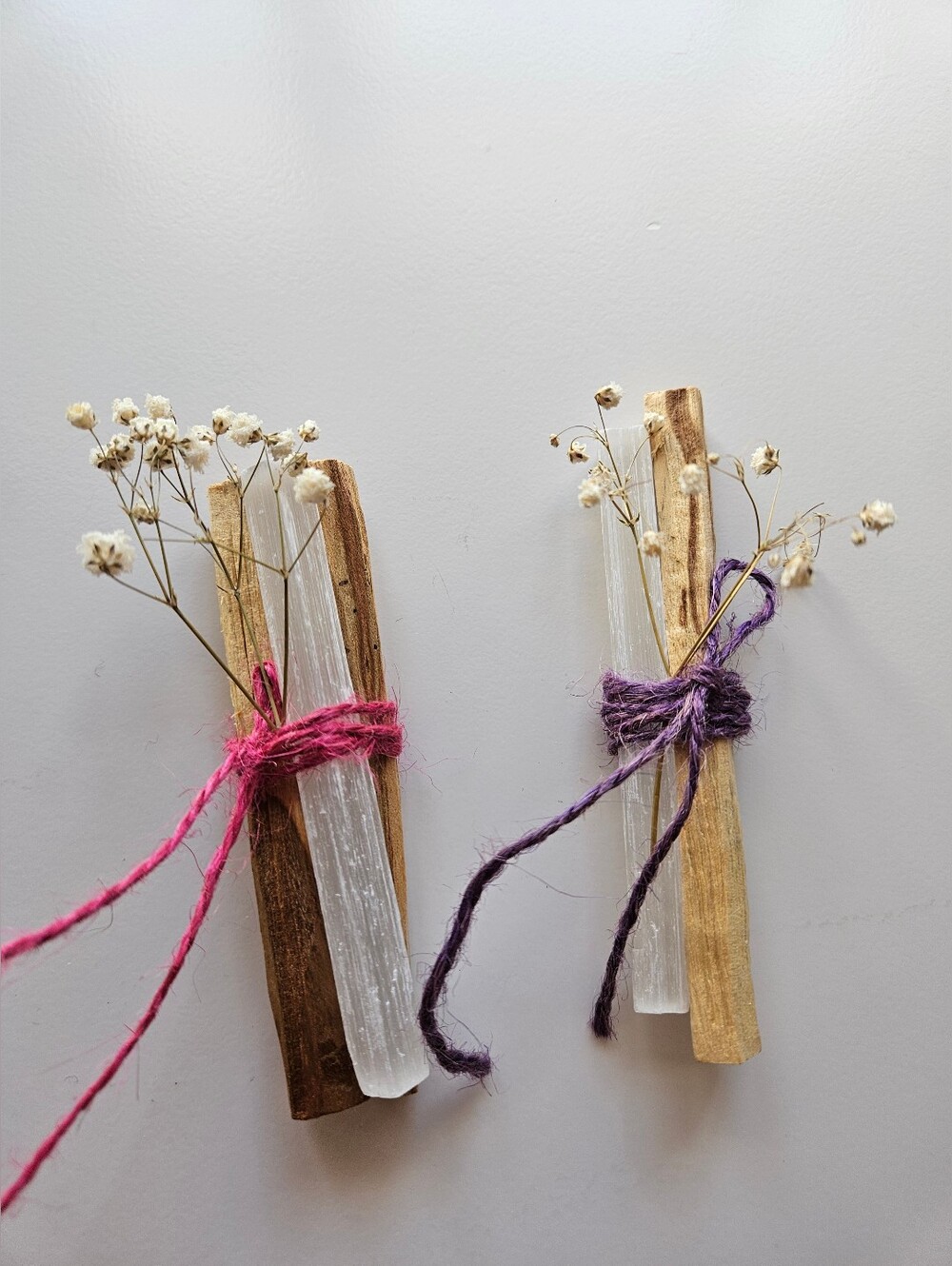 Palo Santo + Selenite Abundance Ritual Bundle - Picture 5 of 8